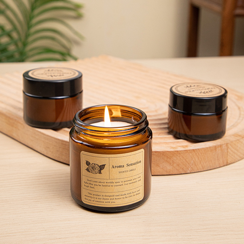 Świeca aromaterapeutyczna w br – Scented Candle Luxury recenzja i cena